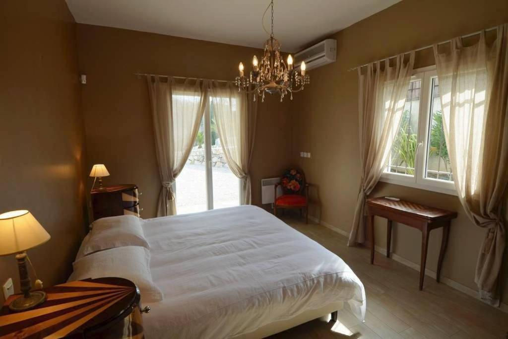 A True Paradise For Unforgettable Vacation - Pool And Sea View *